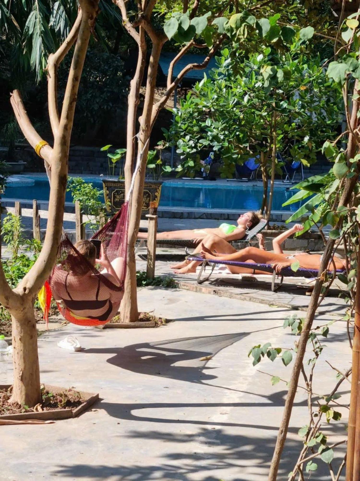 Hoalu Backpacker Homestay Νιν Μπιν Εξωτερικό φωτογραφία